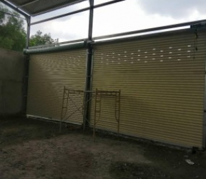 Cửa cuốn kiểu 2