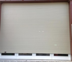 Gia công cửa cuốn giá rẻ 