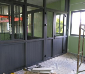 Thi công nhôm kính 