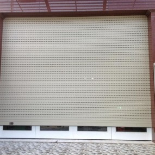 Gia công cửa cuốn giá rẻ 